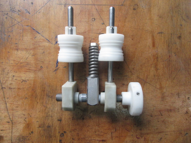 PROWADNICA ROLKOWA DO PODTRZYMEK HANDTMANN 60-6, 60-7