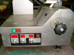 Aufschnittschneidemaschine SCHARFEN Typ E 2000 AT