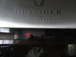 Холодильник дозревания DRY AGER DX 1000