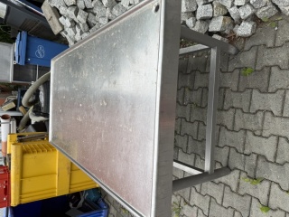 TABLE MADE OF STAINLESS STEEL