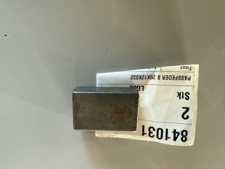 HANDTMANN - ВАЛ НАСОСА 845264