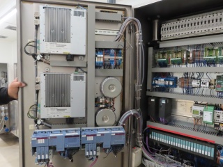 Pakowaczka próżniowa Tiromat Powerpack typ 660 do twardej folii z drukarko-etykieciarką CFS typ TL 100 i TL 150