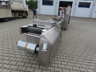Thermoforming vacuum packaging machine Tiromat Powerpack typ 660 for hard foil with labeller CFS type TL 100 and TL 150
